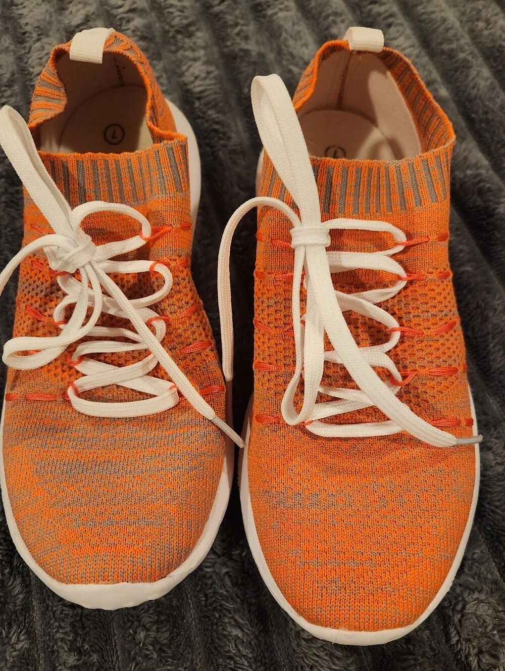 Coral Knit Slip-On Women's Athletic Walking Sneakers, Size 7